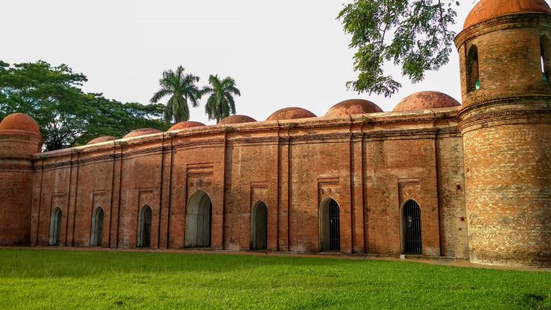 Sixty Dome Mosque - Toursian